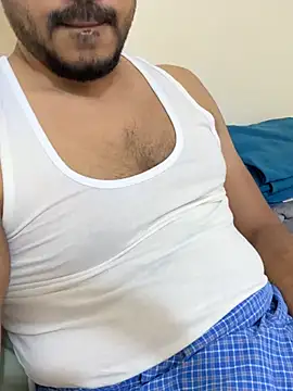 Handsome8677 online show from August 6, 10:50 am