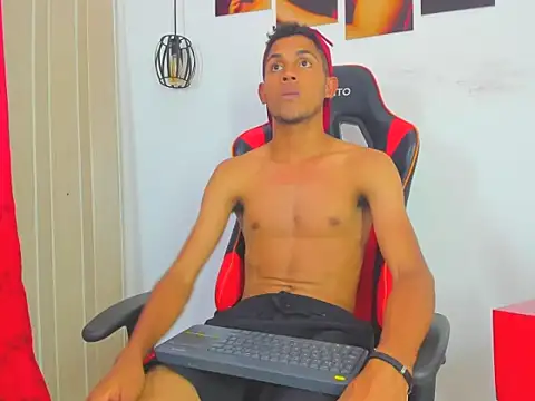 sexy latin cum online show from October 17, 2:15 am