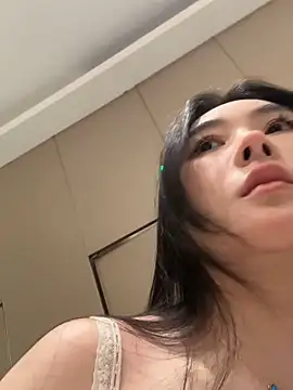 Snapshot of anqi6376 chatting on June 11, 8:23 am anqi6376 online show from June 11, 8:23 am