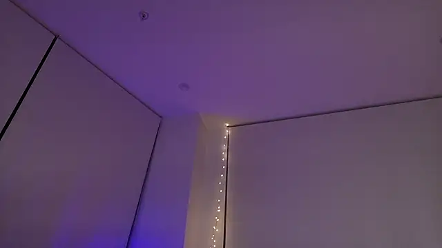 Snapshot of gape_party chatting on February 3, 6:46 pm gape party online show from February 3, 6:46 pm