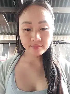 Snapshot of Spring-mky chatting on November 5, 3:39 am Spring-mky online show from November 5, 3:39 am