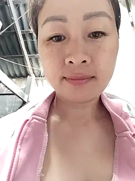 Snapshot of Spring-mky chatting on November 19, 5:40 am Spring-mky online show from November 19, 5:40 am