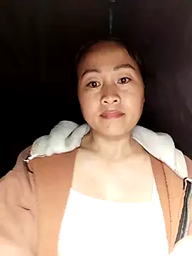 Snapshot of Spring-mky chatting on November 25, 12:10 am Spring-mky online show from November 25, 12:10 am