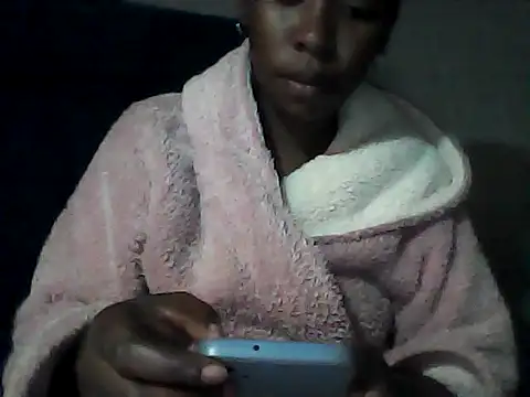 sexysmalldaily04 online show from October 29, 6:04 am