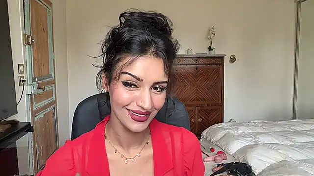 Lailawick online show from July 15, 5:07 pm