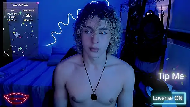 Lyric Mirage online show from February 19, 4:30 am