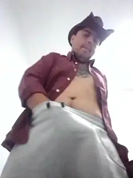 Snapshot of Chorizo_Criollo chatting on February 9, 3:27 pm Chorizo Criollo online show from February 9, 3:27 pm