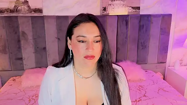 Elizabeth bennett 6 online show from January 10, 11:45 am