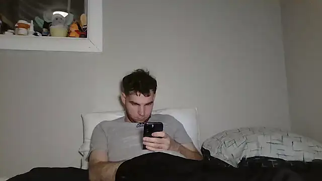 Snapshot of TyKindaNasty chatting on April 10, 1:11 am TyKindaNasty online show from April 10, 1:11 am