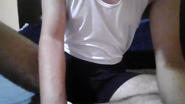 Snapshot of esmermoon chatting on November 6, 11:59 pm esmermoon online show from November 6, 11:59 pm