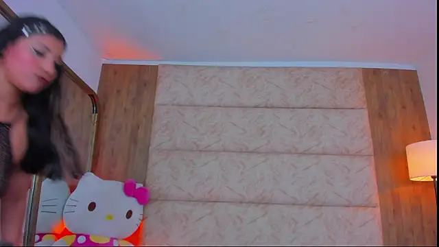 Snapshot of Antonella_Russo1 chatting on December 2, 8:08 am Antonella Russo1 online show from December 2, 8:08 am