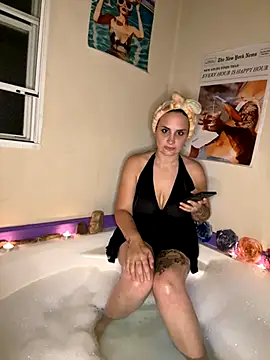 Goddesslillianrosee online show from October 23, 6:13 am