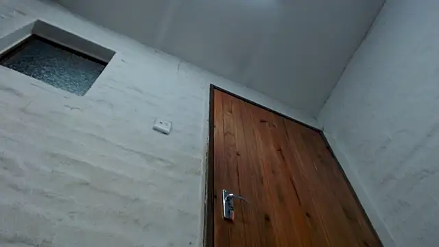 DaisyGirlxx online show from January 8, 6:32 pm