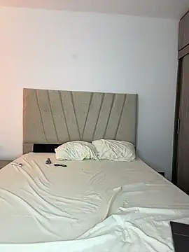 Julietalcl online show from February 23, 7:11 pm