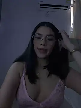 Julietalcl online show from April 30, 8:26 pm