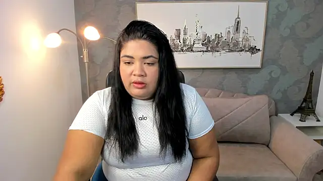 Sara clk online show from April 30, 6:25 pm