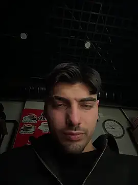 Snapshot of emir343475 chatting on December 16, 7:41 pm emir343475 online show from December 16, 7:41 pm