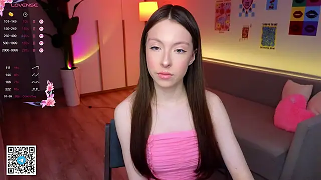 Yasmin Kass online show from April 28, 6:40 am