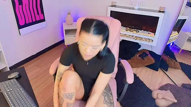 Snapshot of Miss_koko_ chatting on May 3, 3:23 am Miss koko online show from May 3, 3:23 am