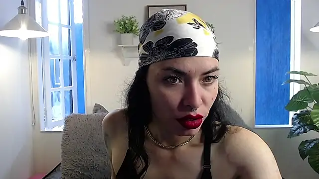 Snapshot of liafaith chatting on November 15, 2:02 pm liafaith online show from November 15, 2:02 pm