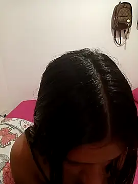 Snapshot of Lucy-Vera chatting on October 18, 6:41 pm Lucy-Vera online show from October 18, 6:41 pm