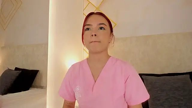 Martinaa Garcia online show from March 12, 6:58 pm