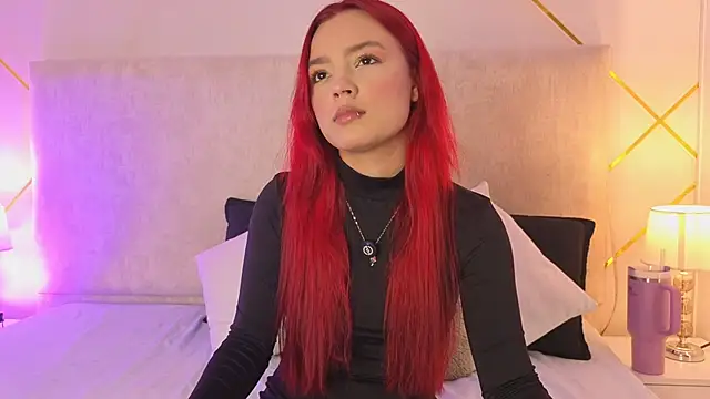 Martinaa Garcia online show from June 22, 7:33 pm
