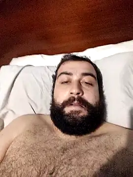 GluingPerson online show from November 6, 3:18 am