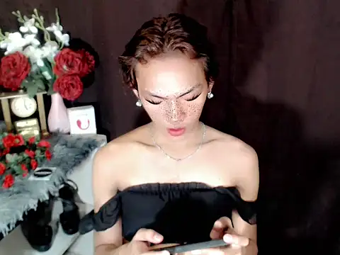 Snapshot of HaileyPresly chatting on June 1, 2:19 pm HaileyPresly online show from June 1, 2:19 pm