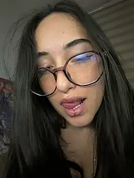 Snapshot of Kiss_Sophi chatting on July 20, 11:40 pm Kiss Sophi online show from July 20, 11:40 pm
