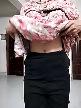 Snapshot of Ratri-Biswas chatting on November 6, 4:41 pm Ratri-Biswas online show from November 6, 4:41 pm