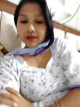 Vanshika1432 online show from October 17, 5:32 am