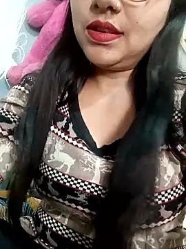 Vanshika1432 online show from November 18, 7:13 am