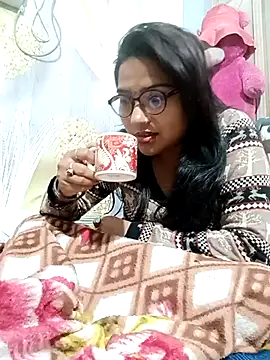 Vanshika1432 online show from November 18, 7:18 pm