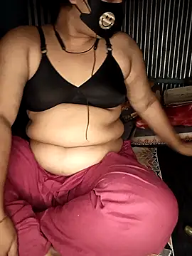 Snapshot of Priyanka-Khan chatting on July 24, 7:34 pm Priyanka-Khan online show from July 24, 7:34 pm