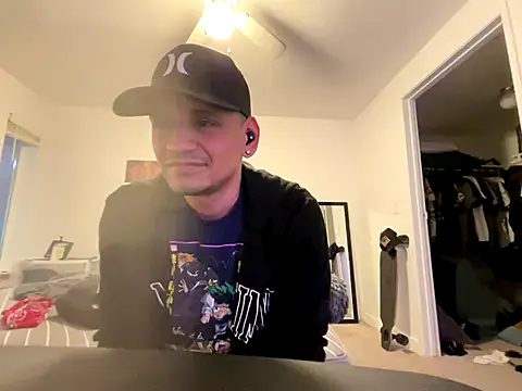 Snapshot of homeboy206 chatting on October 16, 9:05 pm homeboy206 online show from October 16, 9:05 pm