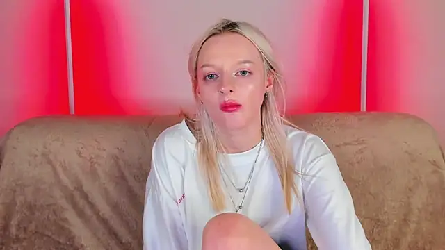 AlessaKiss online show from July 5, 6:42 am