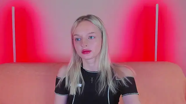 AlessaKiss online show from July 17, 7:04 am