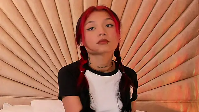 Snapshot of Emma_duff chatting on October 28, 12:09 pm Emma duff online show from October 28, 12:09 pm