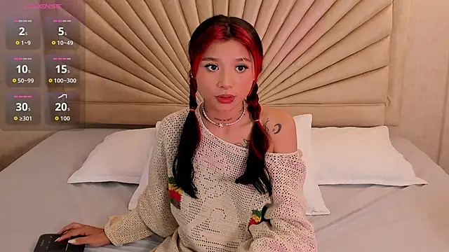 Snapshot of Emma_duff chatting on December 5, 11:52 am Emma duff online show from December 5, 11:52 am