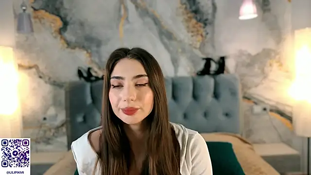 Chloewilldd online show from October 30, 10:32 pm