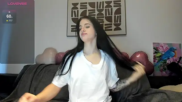 Snapshot of LexiSinnn chatting on November 27, 8:16 am LexiSinnn online show from November 27, 8:16 am