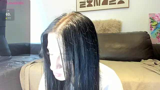 Snapshot of LexiSinnn chatting on December 4, 9:29 am LexiSinnn online show from December 4, 9:29 am