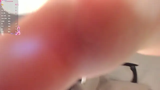 Snapshot of NayaValen chatting on February 14, 3:36 am NayaValen online show from February 14, 3:36 am