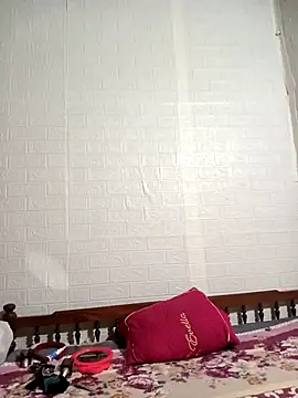 Snapshot of tabby-cat11 chatting on November 15, 2:24 pm tabby-cat11 online show from November 15, 2:24 pm