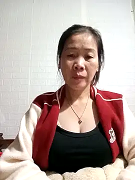 Snapshot of tabby-cat11 chatting on November 18, 11:26 pm tabby-cat11 online show from November 18, 11:26 pm