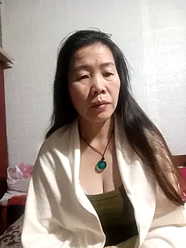 Snapshot of tabby-cat11 chatting on November 21, 7:01 pm tabby-cat11 online show from November 21, 7:01 pm