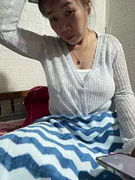 tabby-cat11 online show from February 23, 1:52 pm