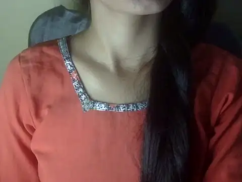 Snapshot of Shezi_N chatting on April 1, 2:14 pm Shezi N online show from April 1, 2:14 pm
