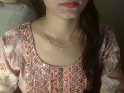 Snapshot of Shezi_N chatting on April 2, 12:36 pm Shezi N online show from April 2, 12:36 pm